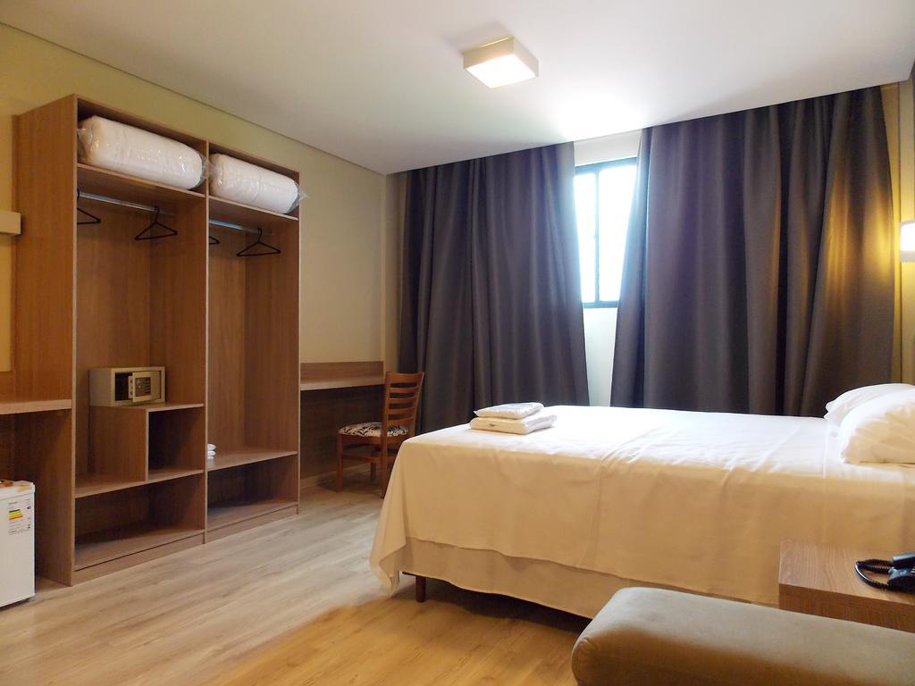 Minas Platinum Hotel & Convention Conselheiro Lafaiete Zimmer foto
